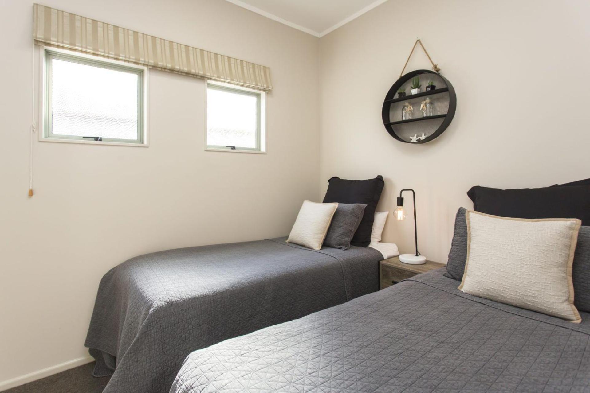 The Waterfront Escape Villa New Plymouth Bagian luar foto