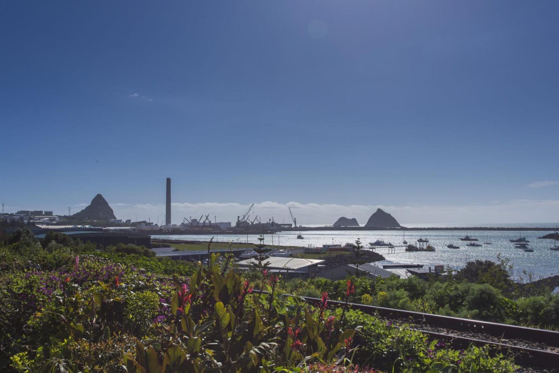 The Waterfront Escape Villa New Plymouth Bagian luar foto